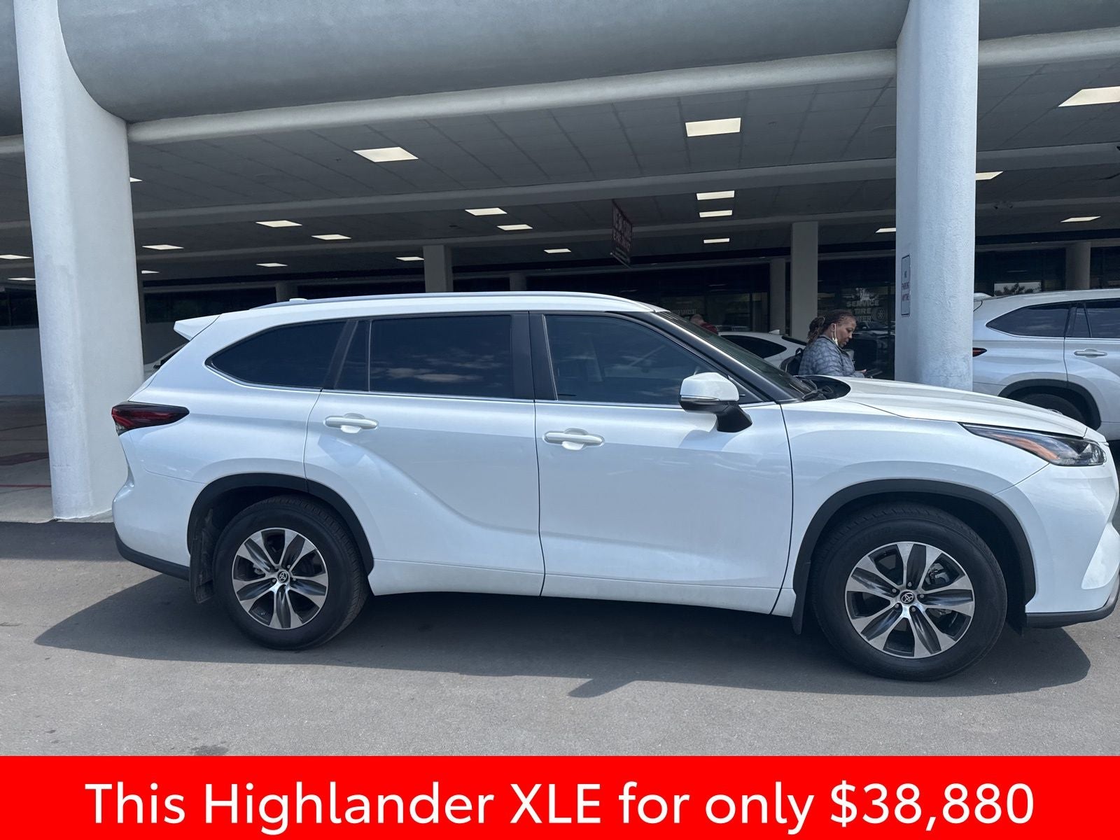 2024 Toyota Highlander XLE