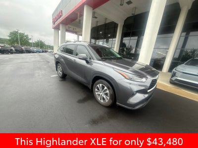 2025 Toyota Highlander XLE