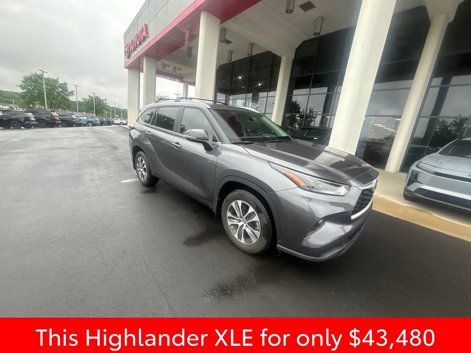 2025 Toyota Highlander XLE