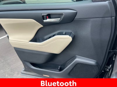 2025 Toyota Highlander XLE