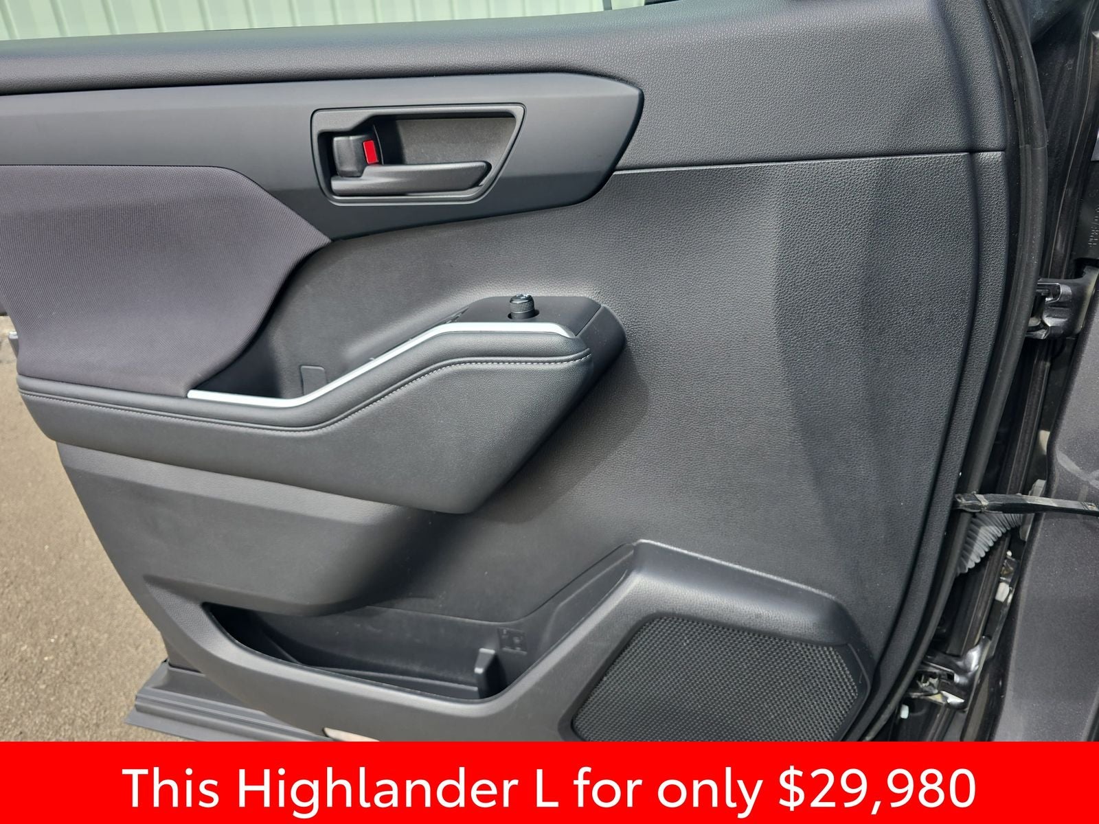 2023 Toyota Highlander L