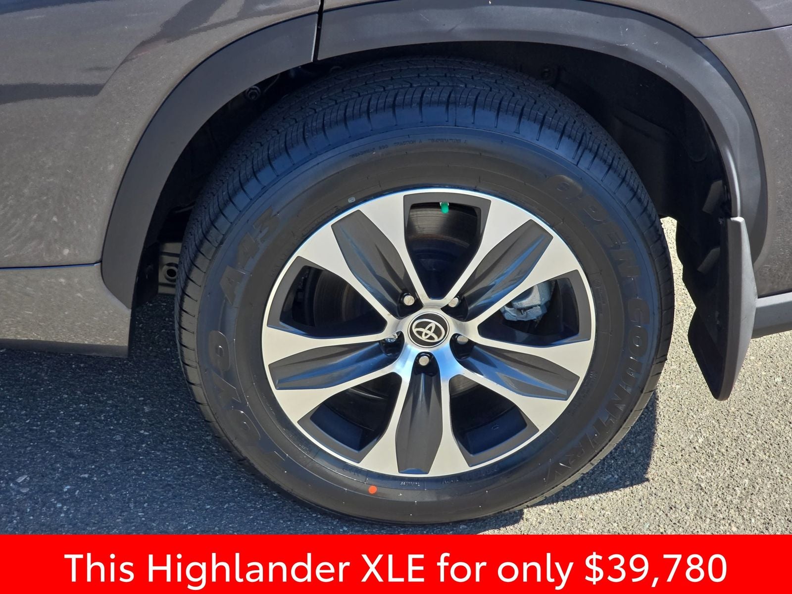 2024 Toyota Highlander XLE