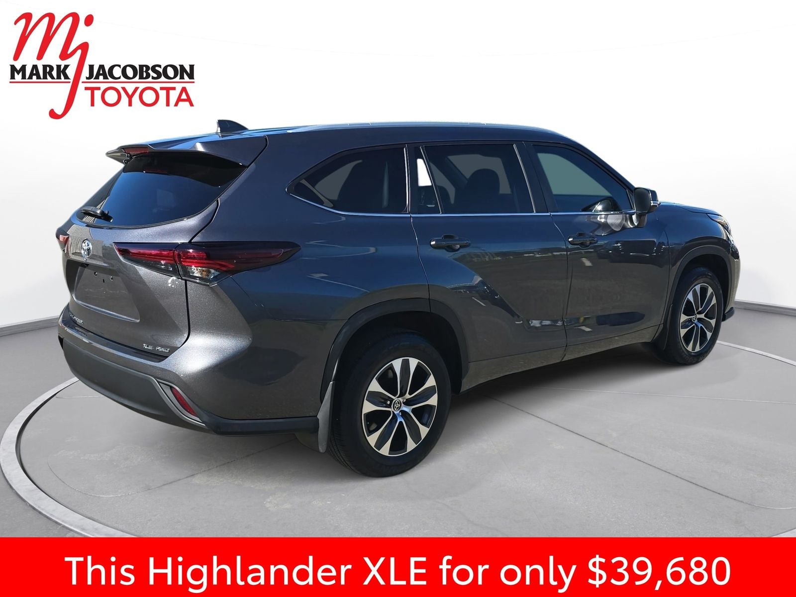 2024 Toyota Highlander XLE