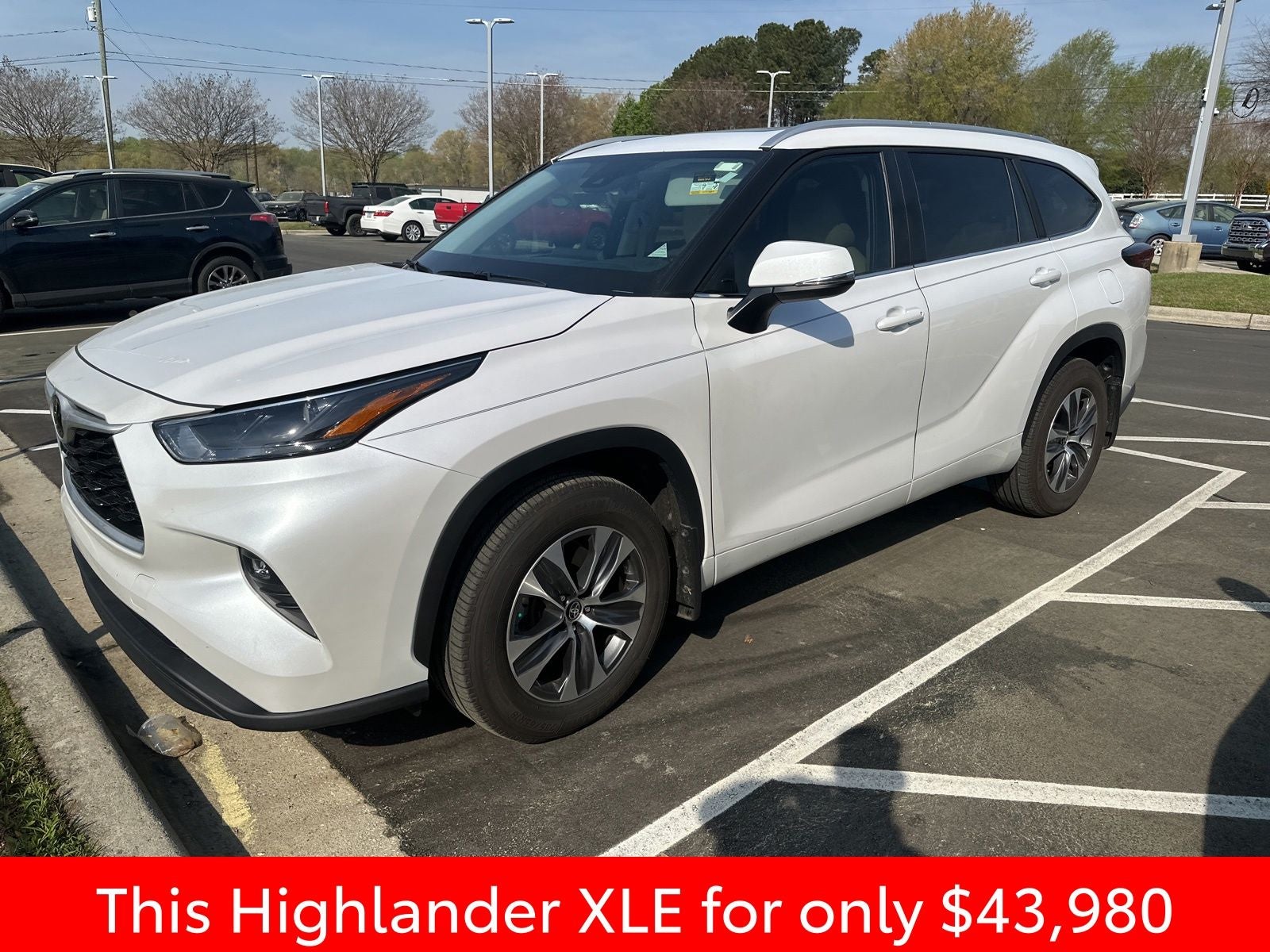 2024 Toyota Highlander XLE
