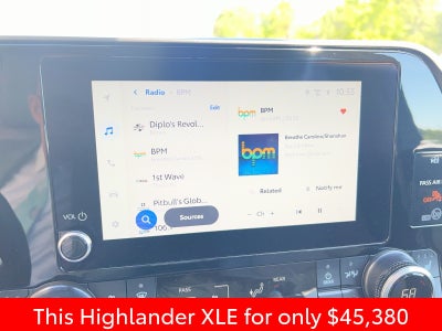 2025 Toyota Highlander XLE