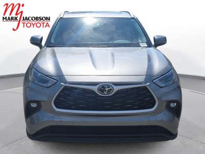 2025 Toyota Highlander XLE