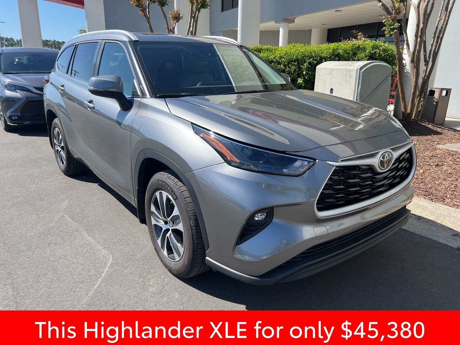 2025 Toyota Highlander XLE