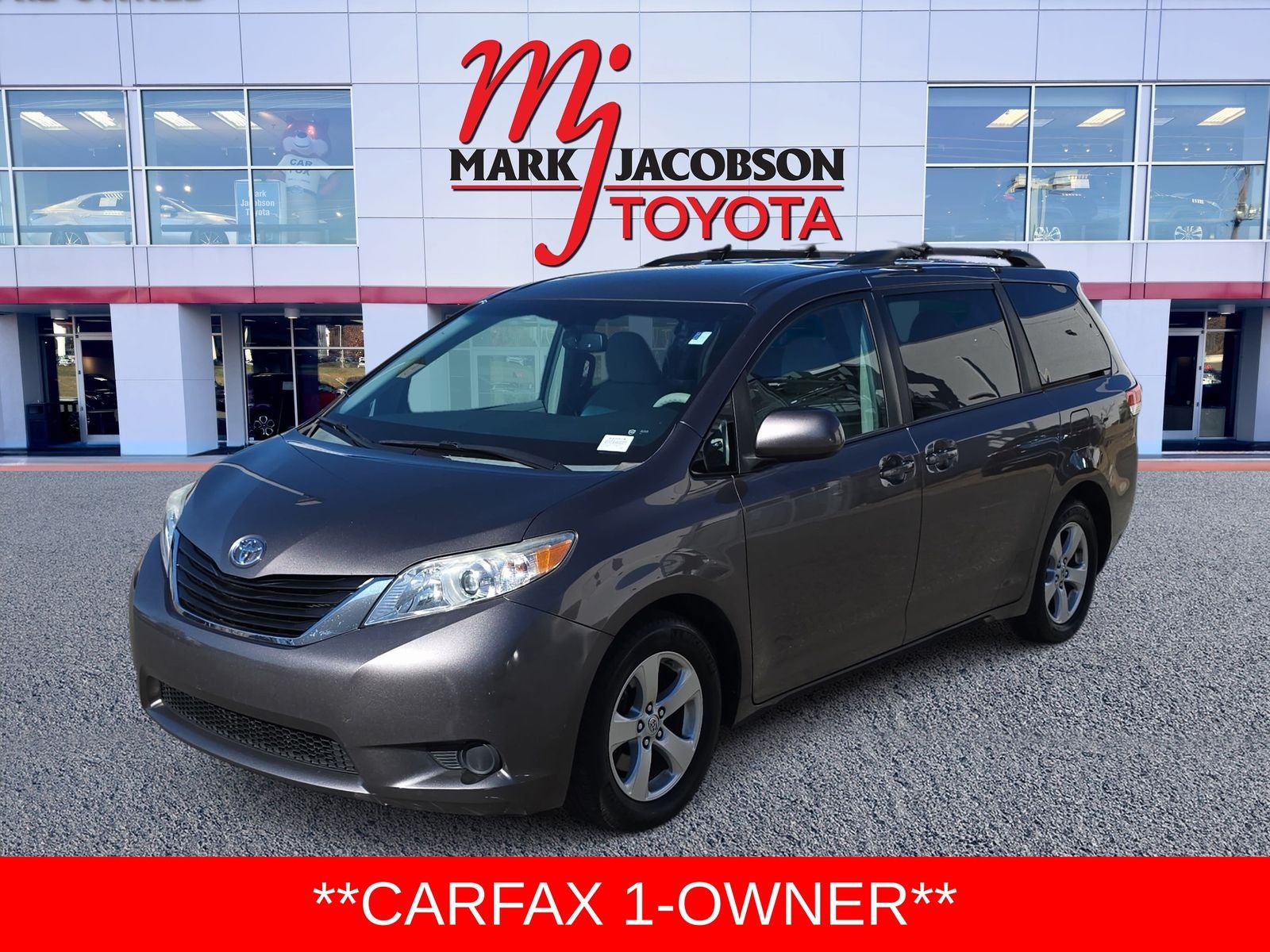 2013 Toyota Sienna LE