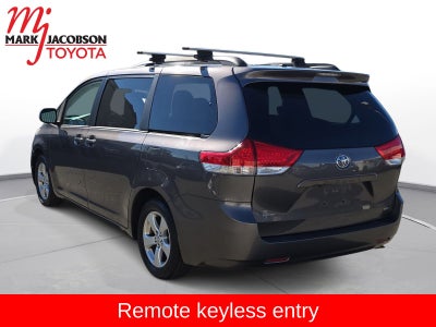 2013 Toyota Sienna LE