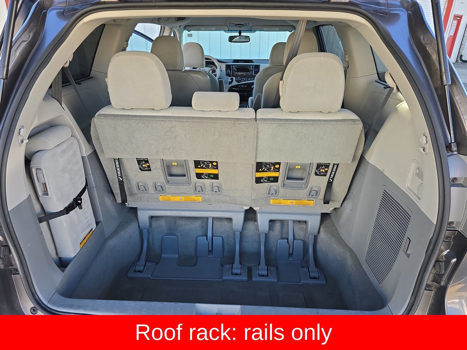 2013 Toyota Sienna LE