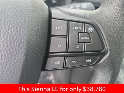2025 Toyota Sienna LE 8 Passenger