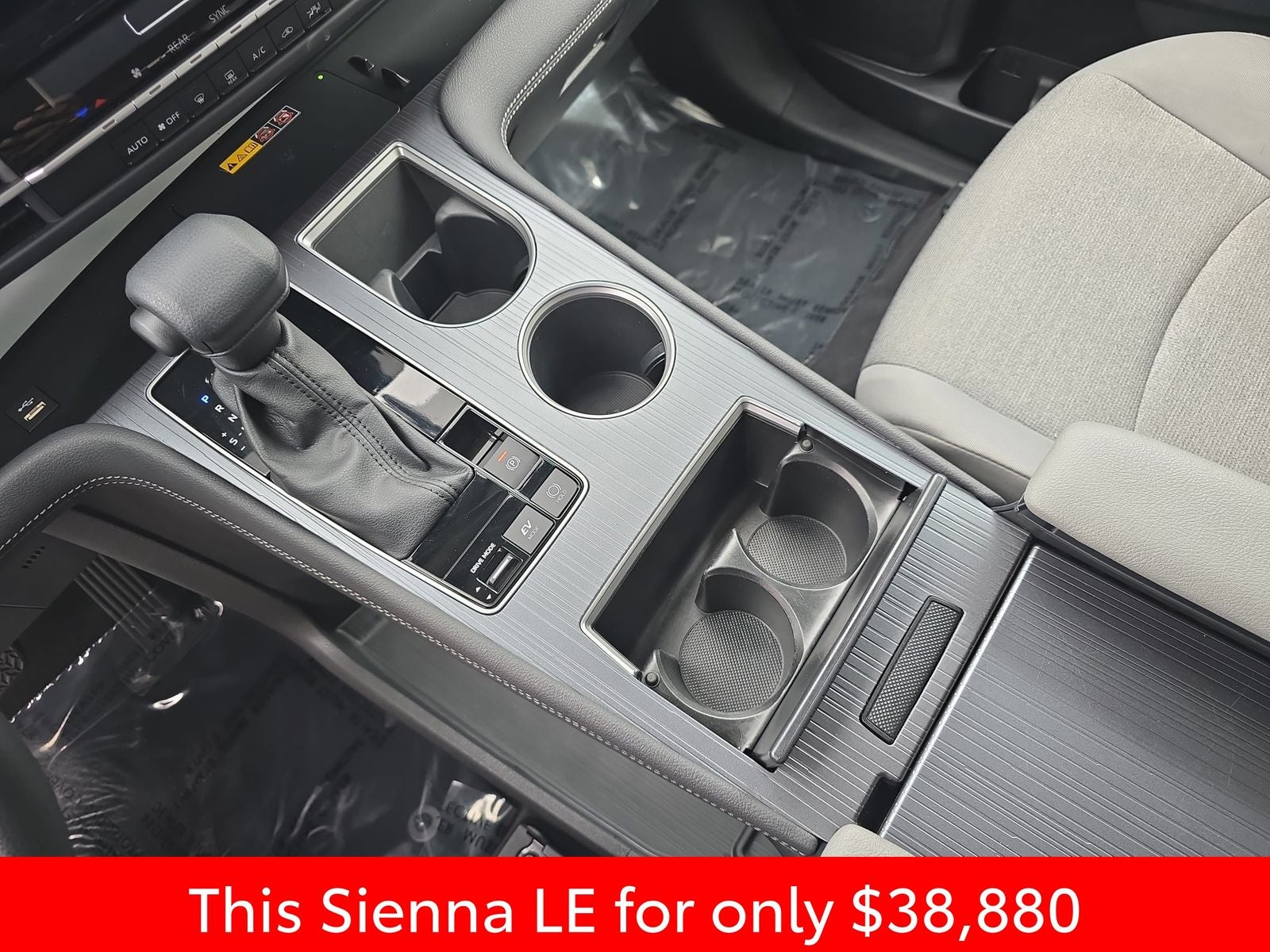 2025 Toyota Sienna LE 8 Passenger