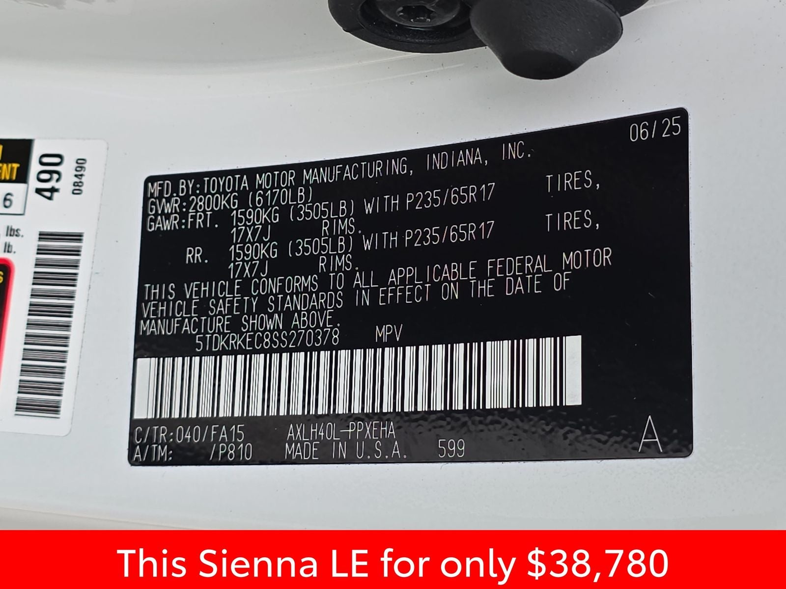 2025 Toyota Sienna LE 8 Passenger