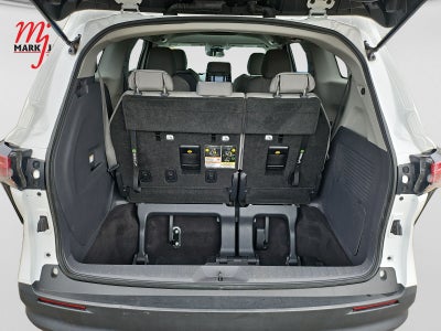 2021 Toyota Sienna LE 8 Passenger