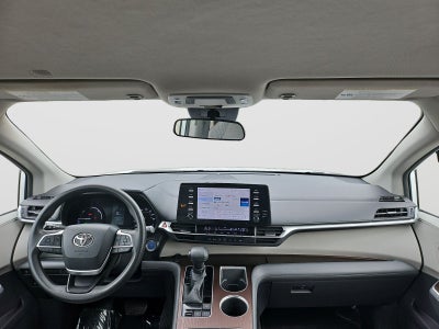 2021 Toyota Sienna LE 8 Passenger