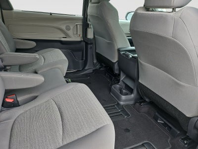 2021 Toyota Sienna LE 8 Passenger