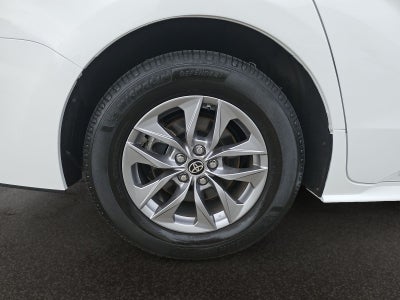 2021 Toyota Sienna LE 8 Passenger