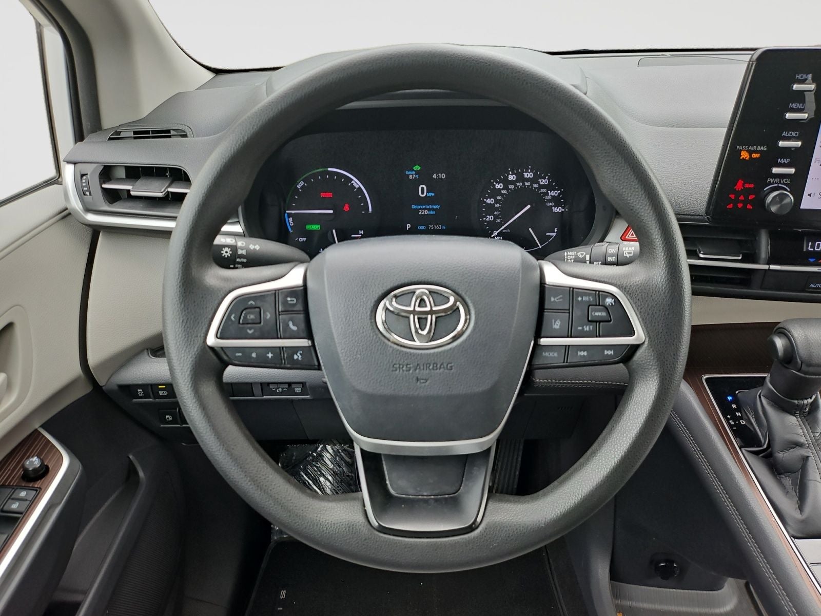 2021 Toyota Sienna LE 8 Passenger