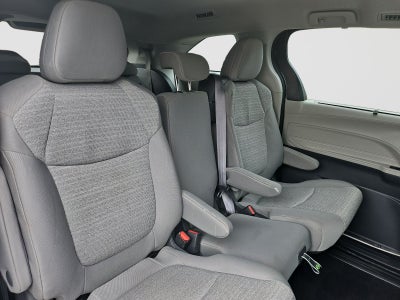 2021 Toyota Sienna LE 8 Passenger