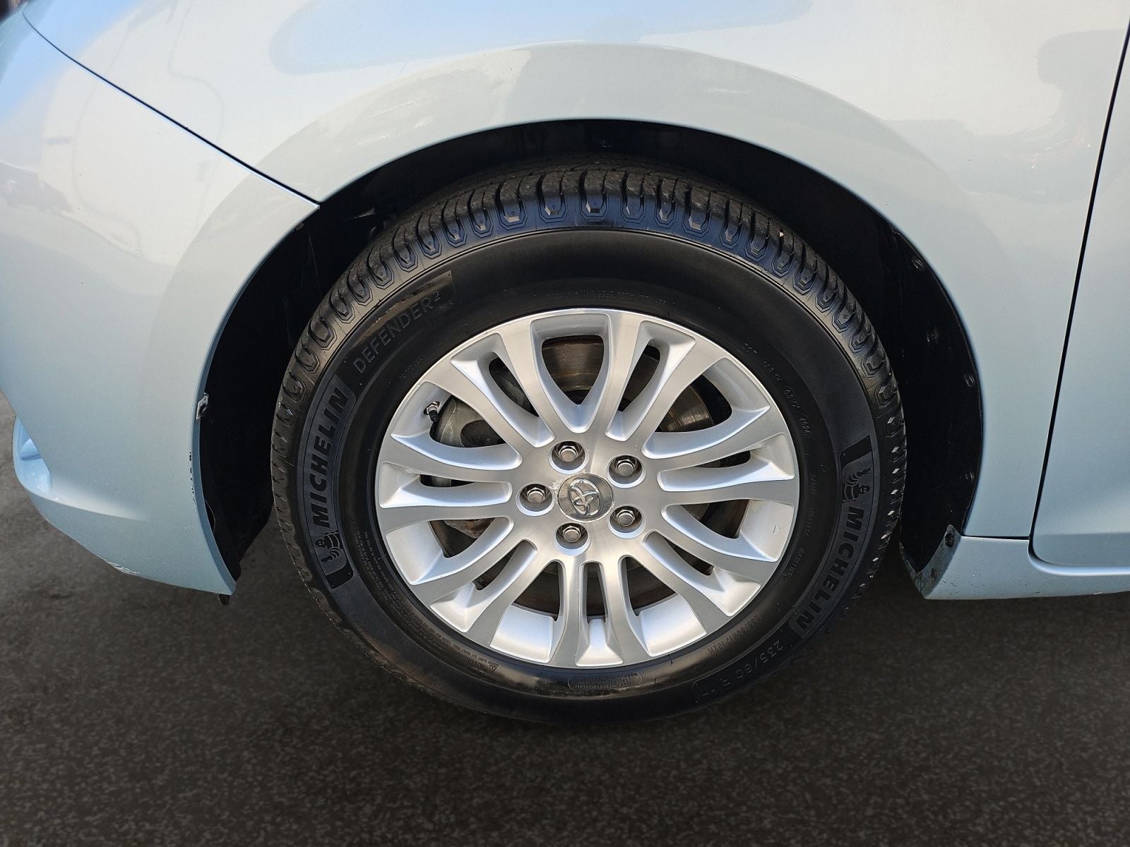 2015 Toyota Sienna XLE 8 Passenger