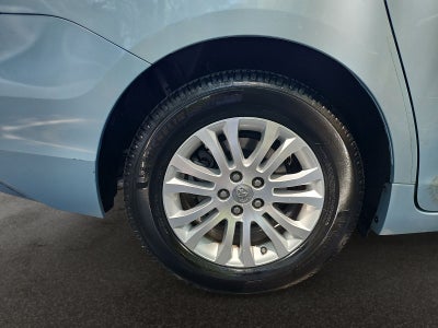 2015 Toyota Sienna XLE 8 Passenger