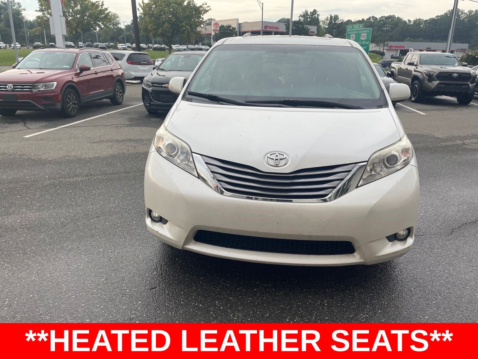 2016 Toyota Sienna XLE 8 Passenger