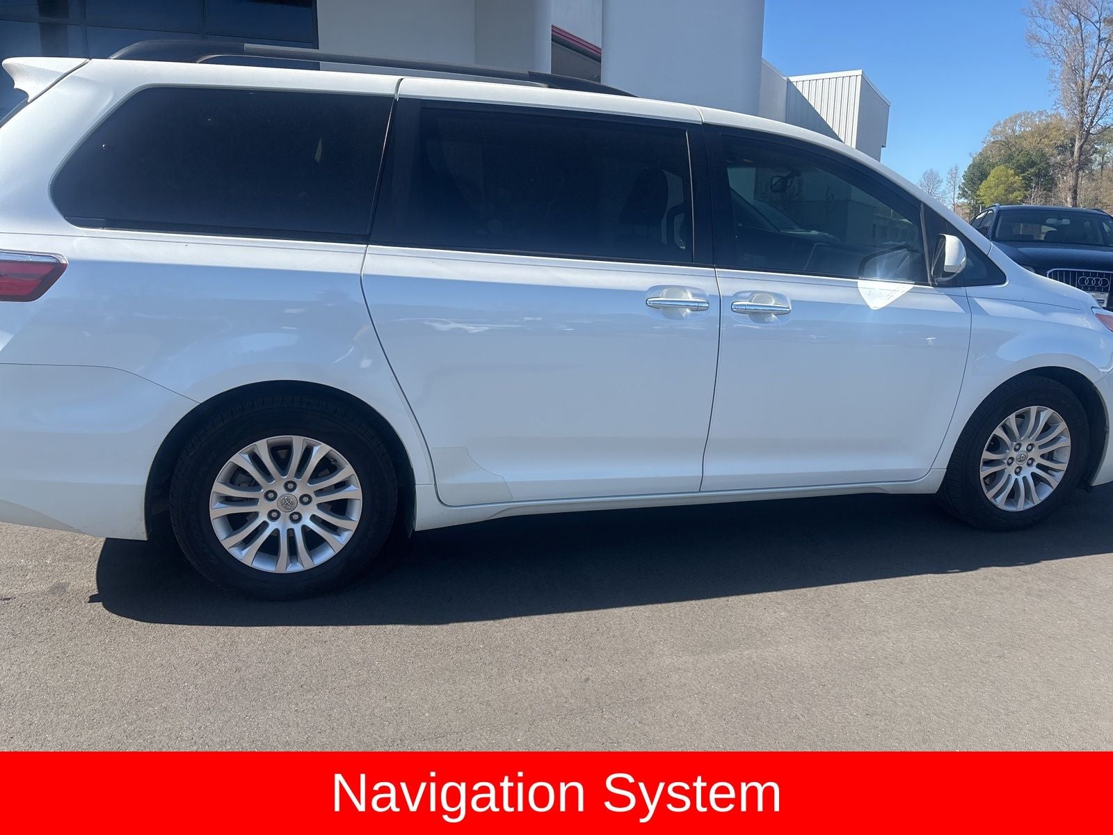 2015 Toyota Sienna XLE Premium 8 Passenger