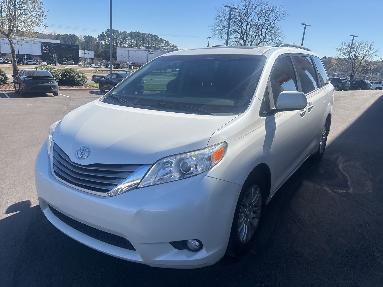 2015 Toyota Sienna XLE Premium 8 Passenger