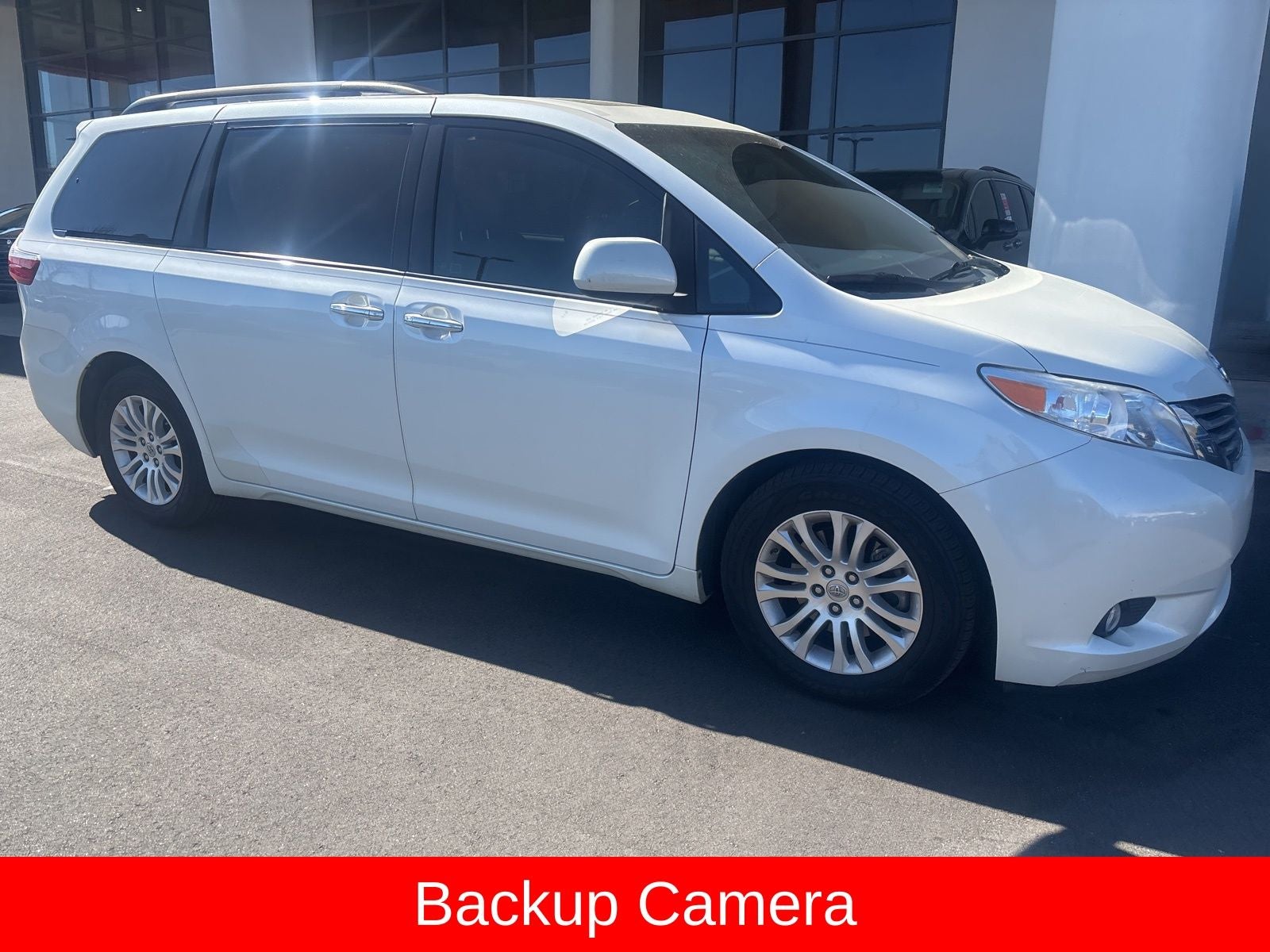 2015 Toyota Sienna XLE Premium 8 Passenger