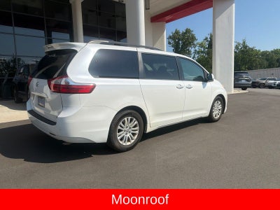 2015 Toyota Sienna XLE Premium 8 Passenger