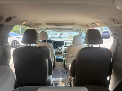 2015 Toyota Sienna XLE Premium 8 Passenger