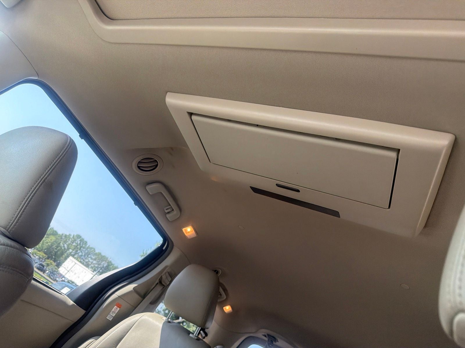 2015 Toyota Sienna XLE Premium 8 Passenger