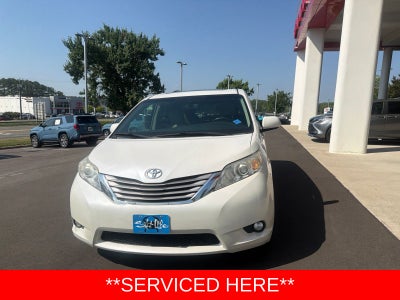 2015 Toyota Sienna XLE Premium 8 Passenger