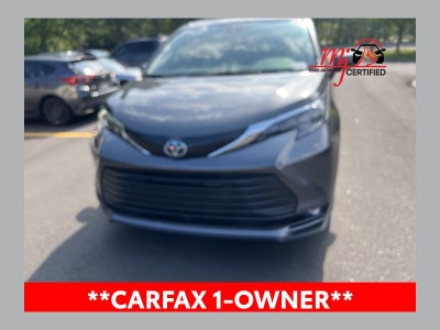2025 Toyota Sienna XLE 8 Passenger