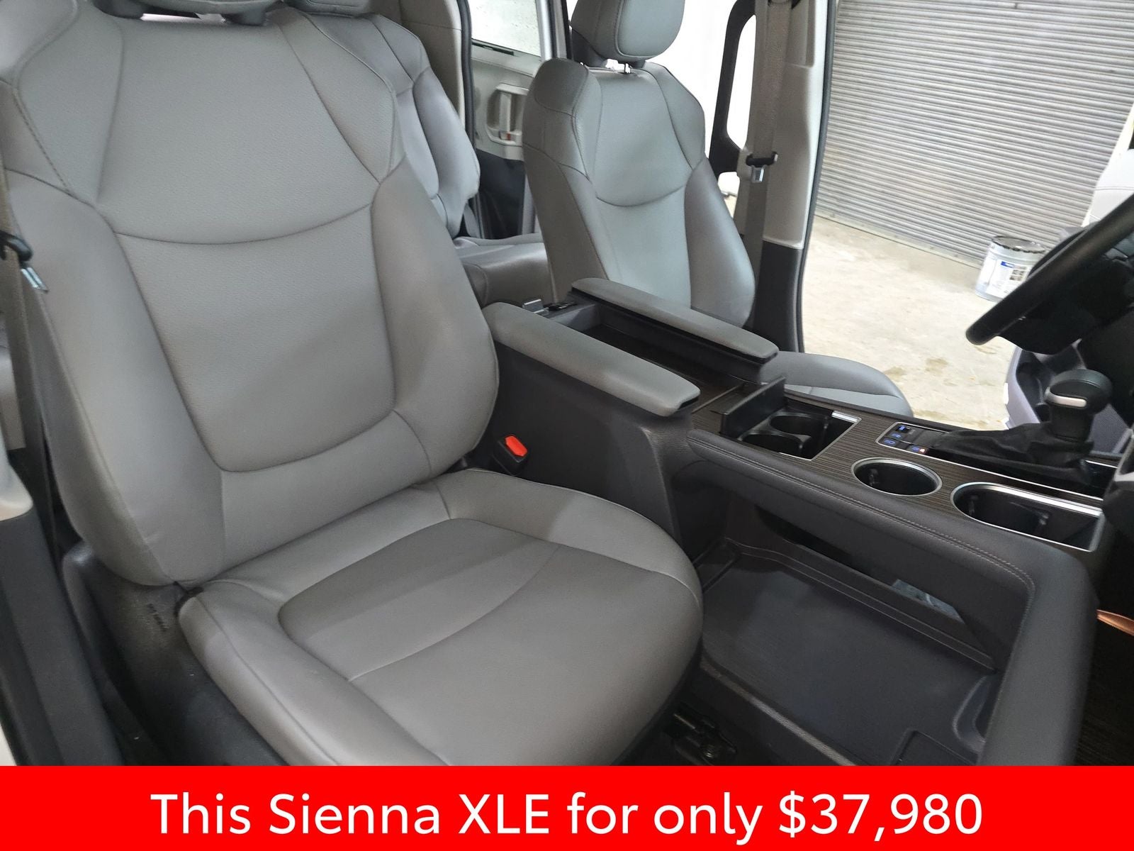 2024 Toyota Sienna XLE 7 Passenger