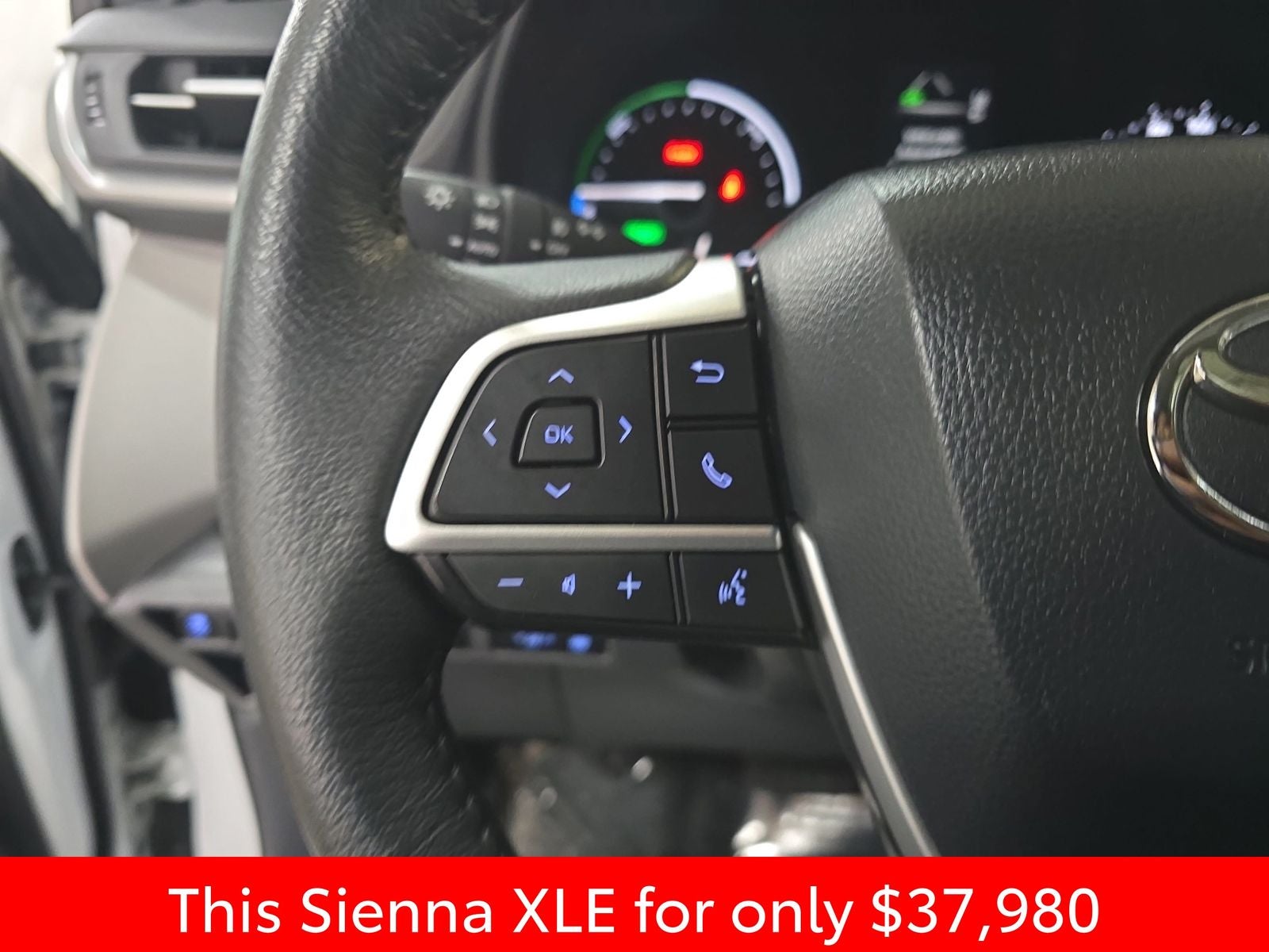 2024 Toyota Sienna XLE 7 Passenger