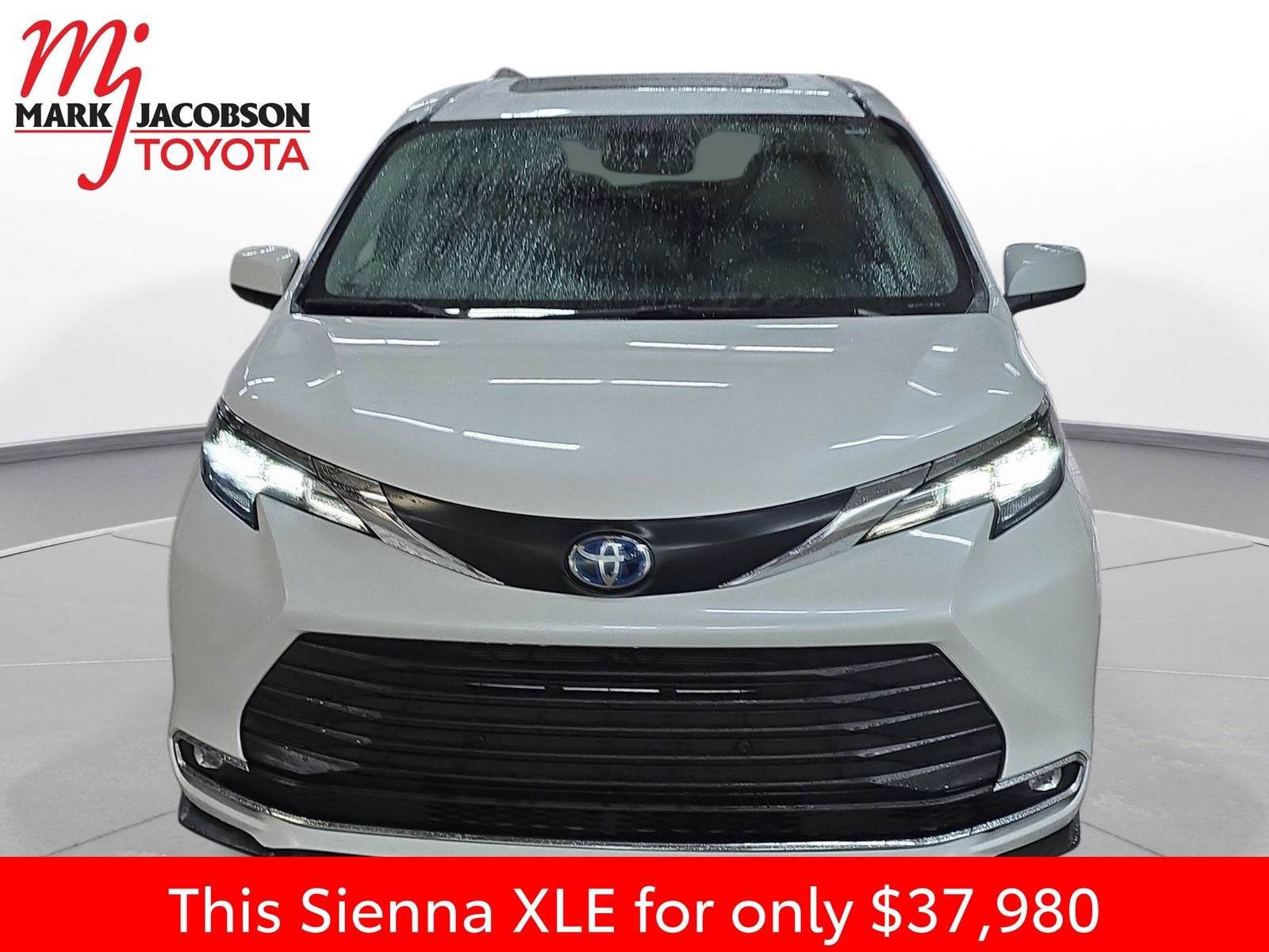 2024 Toyota Sienna XLE 7 Passenger