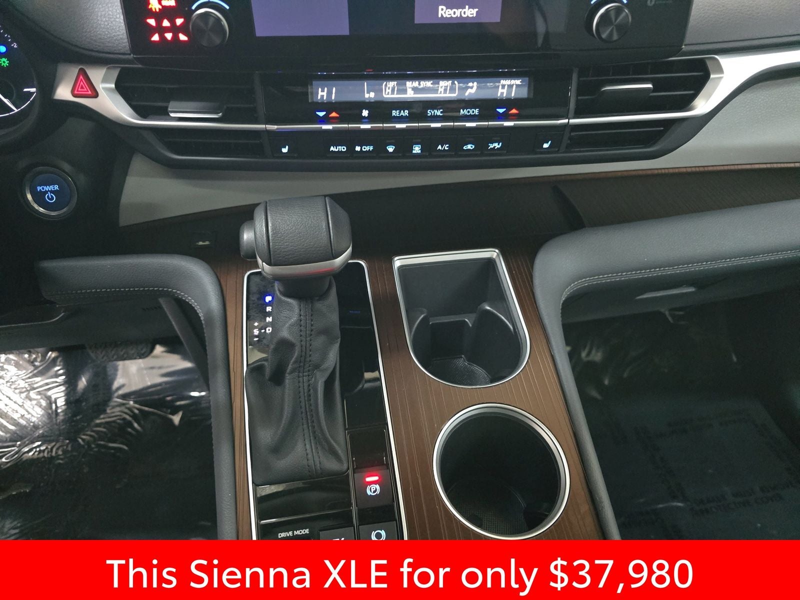 2024 Toyota Sienna XLE 7 Passenger