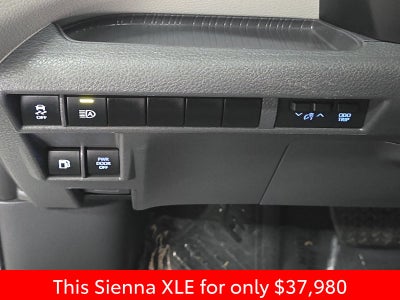 2024 Toyota Sienna XLE 7 Passenger