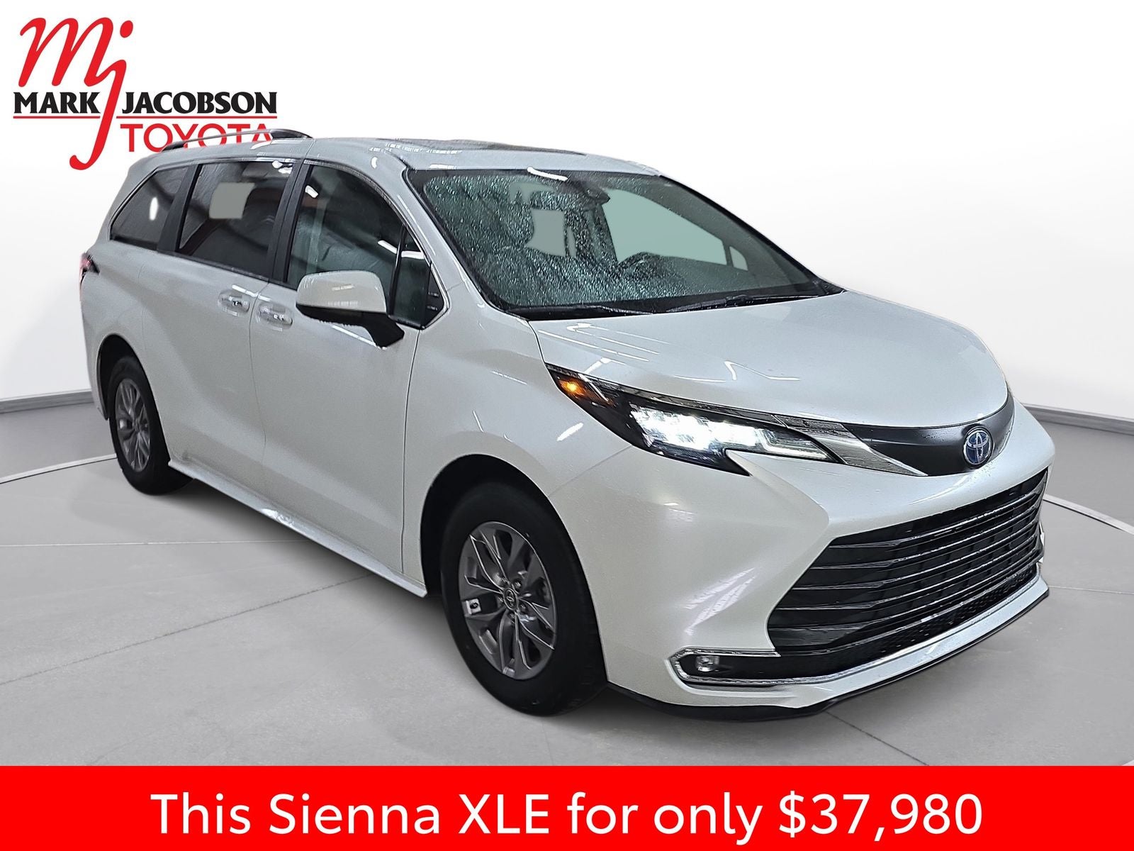 2024 Toyota Sienna XLE 7 Passenger