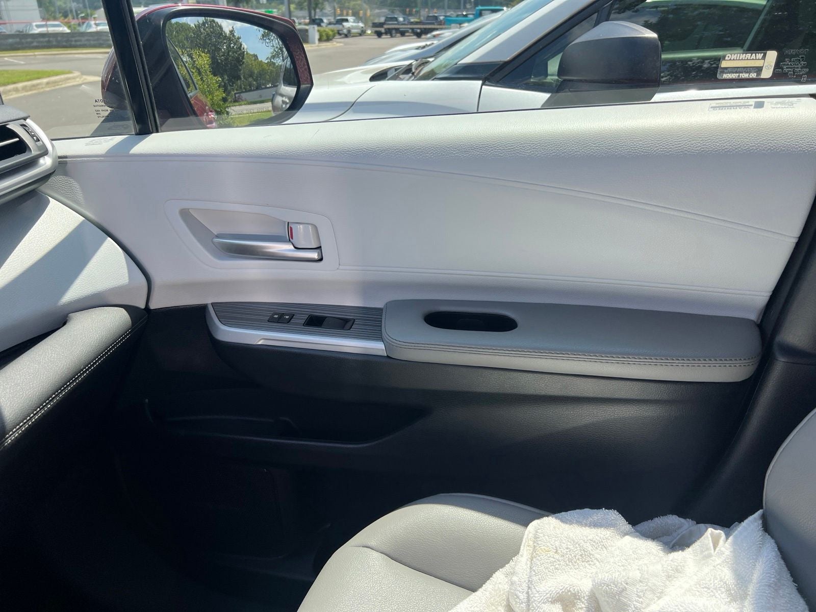 2025 Toyota Sienna XLE 8 Passenger