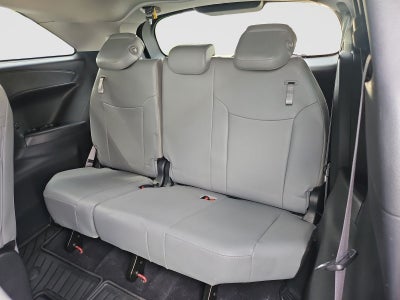 2025 Toyota Sienna XLE 8 Passenger