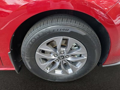 2025 Toyota Sienna XLE 8 Passenger