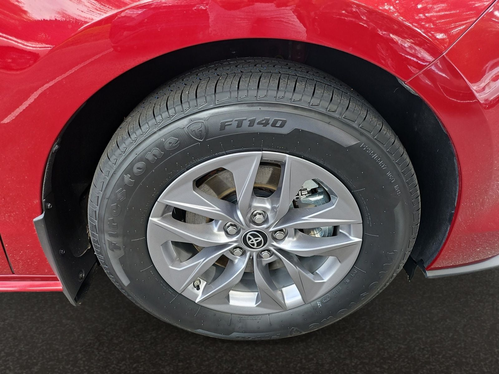 2025 Toyota Sienna XLE 8 Passenger