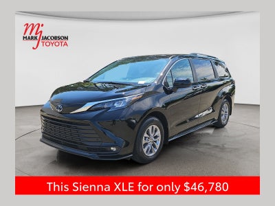 2025 Toyota Sienna XLE 8 Passenger