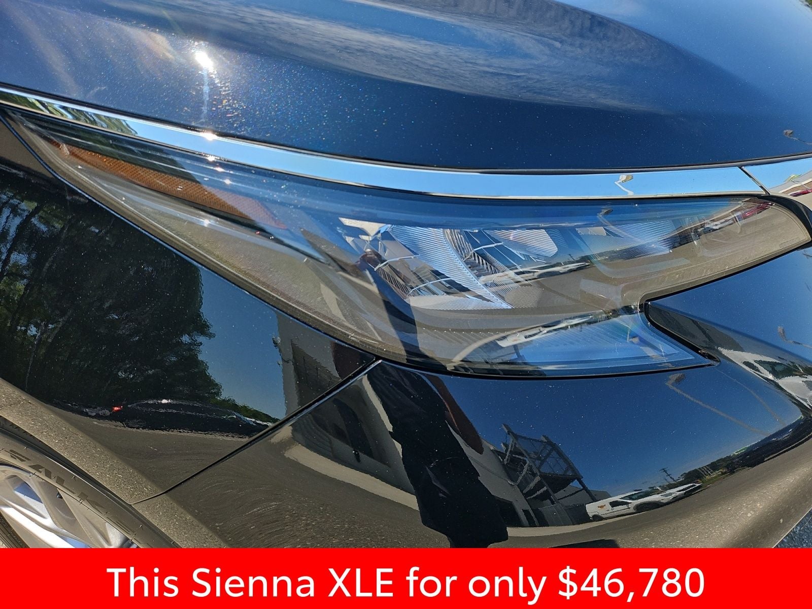 2025 Toyota Sienna XLE 8 Passenger
