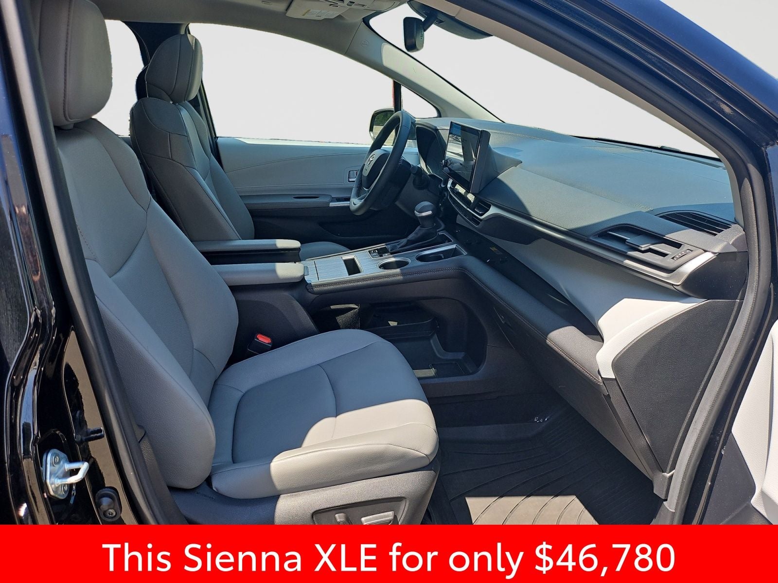 2025 Toyota Sienna XLE 8 Passenger