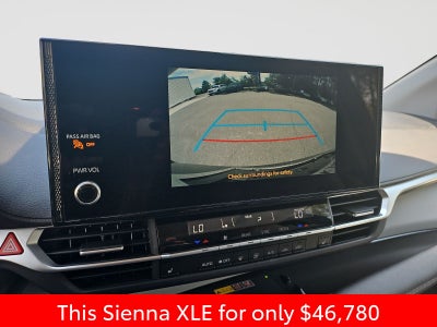 2025 Toyota Sienna XLE 8 Passenger