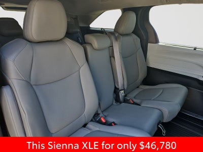 2025 Toyota Sienna XLE 8 Passenger