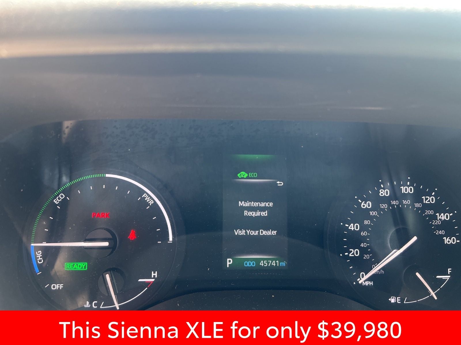 2023 Toyota Sienna XLE